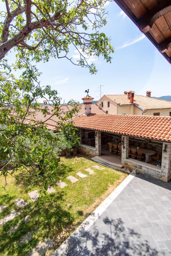 Villa Hermes Art Dutovlje Luaran gambar