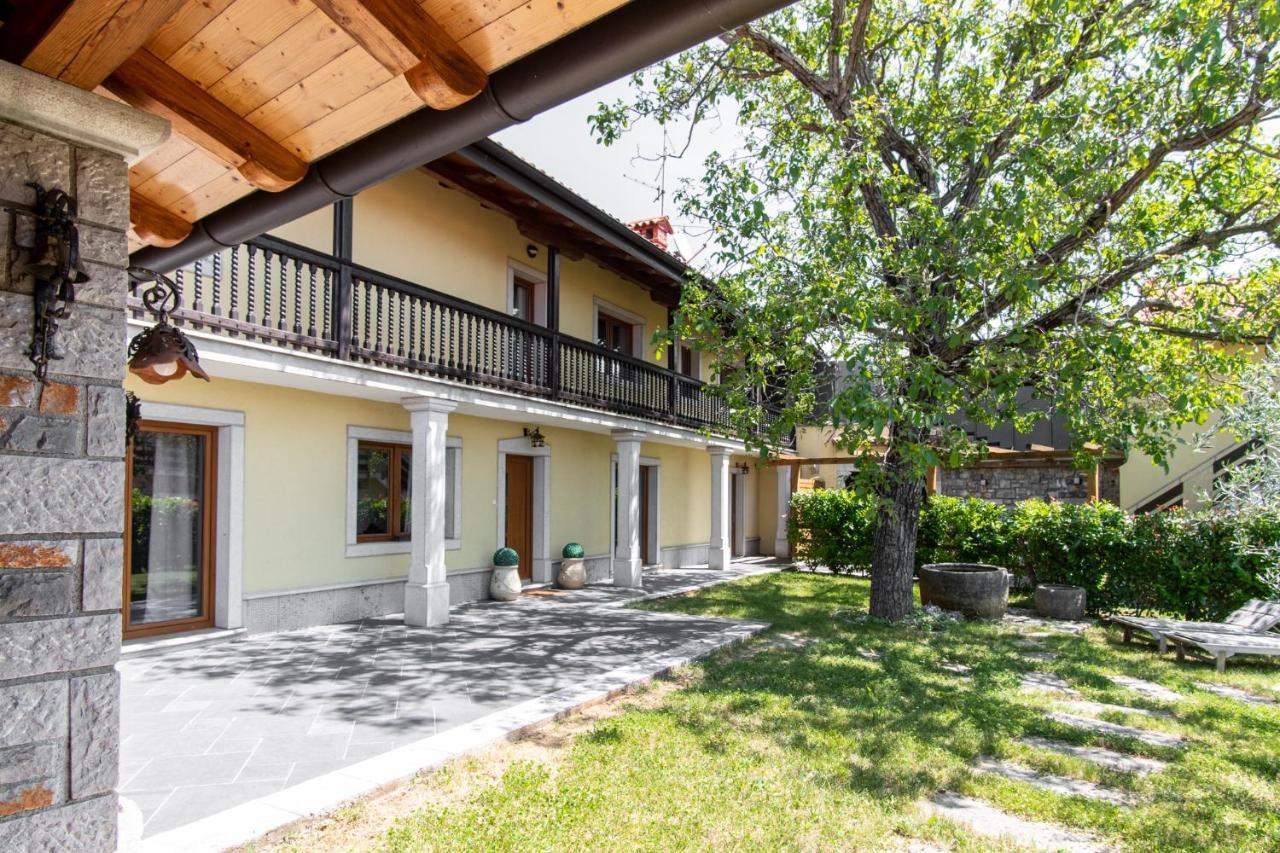 Villa Hermes Art Dutovlje Luaran gambar