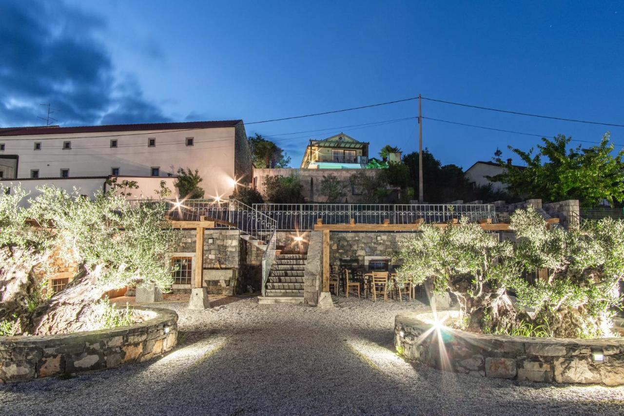 Villa Hermes Art Dutovlje Luaran gambar